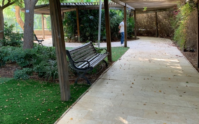 Israeli Alzheimer Centre Nostalgia Garden | Healthcare