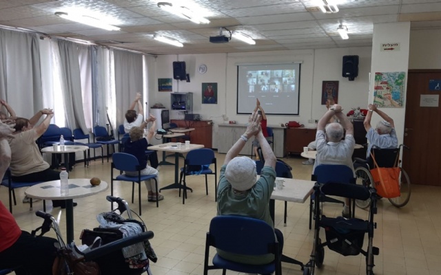 Seniors Centre at AMCHA | Senior Support