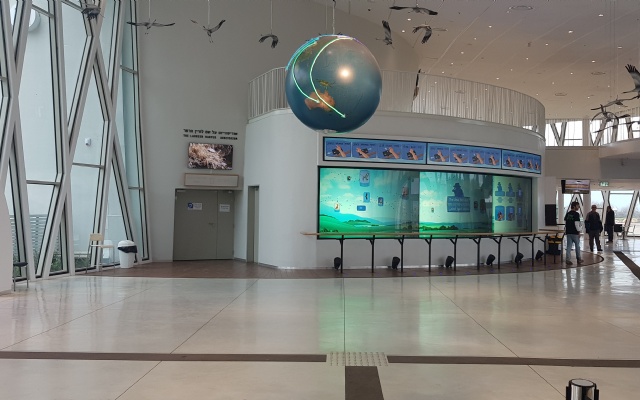 Migration Globe at the Stephen Harper Visitor and Education Centre - Hula Valley | Education